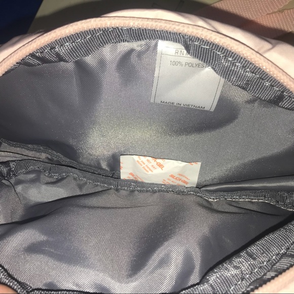 Adidas Fannypack pink - Picture 3 of 5